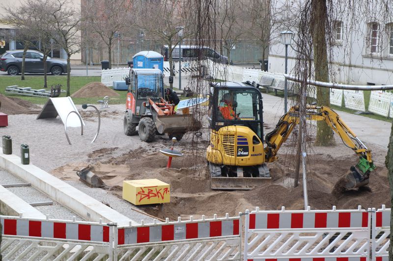 Baustart auf dem Altstadt-Spielplatz Heilgeiststraße